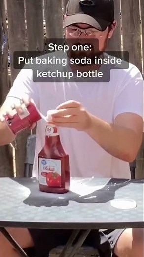 Baking Soda Ketchup Explosion