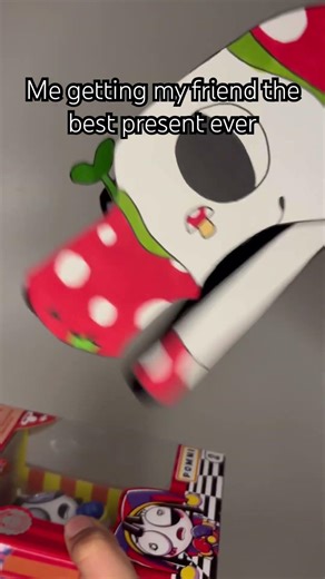 Me when I get my friend the best present ever 🙃 #dragonpuppets #art #friends #bday #tdac