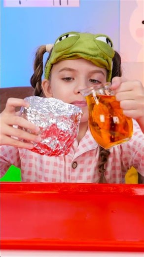 Kids, Let’s Test DIFFERENT CUPS While Exploring MATERIALS 🥤🧠 #shorts #learning