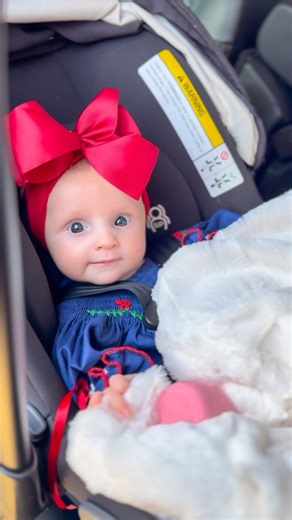 This season of life comes with plenty of sweet moments, and plenty of fussy ones too. Getting into the carseat has never been her favorite, so having something that helps soothe her quickly has made such a difference. The @babelio_baby Pocket Mini has become our go-to for calmer transitions and easier naps on the road. It’s small enough to toss in any bag, but powerful enough to help her settle almost instantly. These are the little things that make motherhood feel just a bit smoother. | topknot