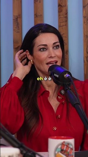 Manuela Arcuri nel videoclip di Prince...