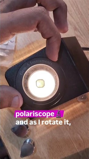 99% Get This Wrong — Natural Gem or Glass? #gemstone #realvsfake #gemology #polariscope #shorts