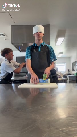 cumarli.cafe5 (@cumali.cafe5)’s videos with original sound - 🍸