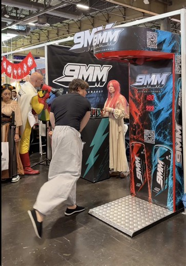 Toji Breaks Machine With a Single Punch