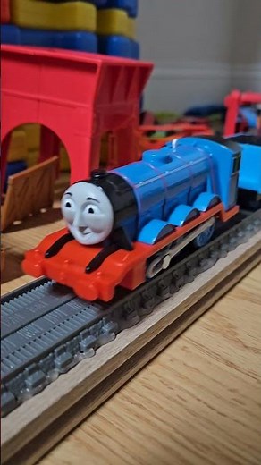 A better view for gordon. Thomas Crash Remakes. 11 #thomasandfriends #roblox #chickendish #noob