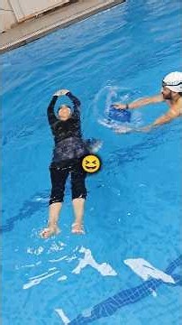 Two Girls Trying to Float for the First Time in Deep Water 🏊🏻 #floating #swimming #swim