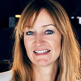 Bea Johnson | Keynote Speaker | AAE Speakers Bureau