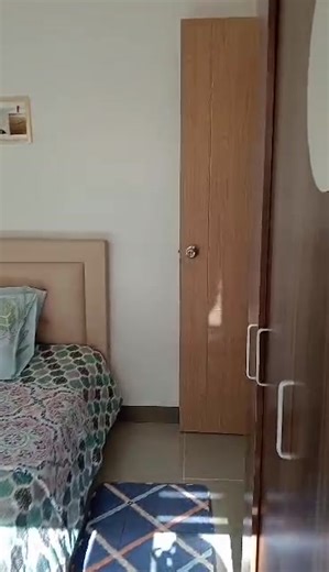 🌿✨ Experience Serenity at Bloom Residences ✨🌿 Looking for a relaxing escape within the city? 🌇 Welcome to Bloom Residences, where every stay feels like a tropical retreat. Enjoy a morning coffee by the crystal-clear pool, unwind under the palm trees, and let the calm breeze wash your stress away. 🌴💦 Whether you're on a weekend getaway, a work-from-home staycation, or just need a break — our cozy, stylish space offers the perfect blend of comfort and resort-style living. 📍 Located in Sucat,