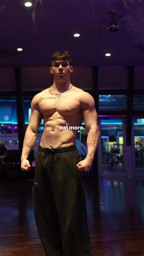 simplify it back down to the basics Want to grow? Eat more. It’s really that simple. ▫️Dm me “ELITE” and I’ll show you how to shred fat and build muscle without over complicated routines #bulk #skinny #gym #gymmotivation