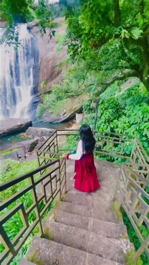 Huluganga falls 🍀🌱🌿🌺 #travel #solotraveler #travelgirl #fyp #most #nature #waterfall ll