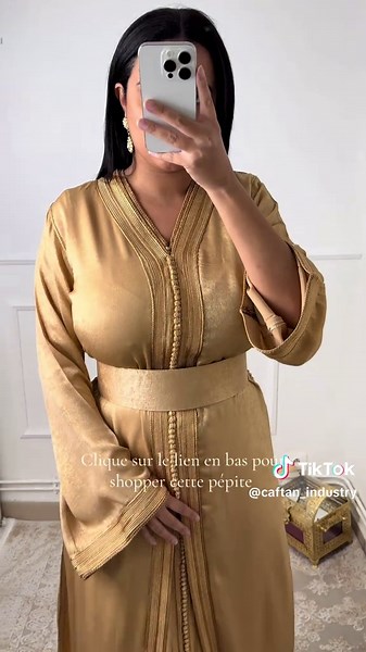 Takchita gold : Élégance royale pour grandes occasions