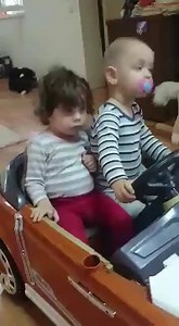 They shouldn't be allowed to drive like this :) !! | Null Videos