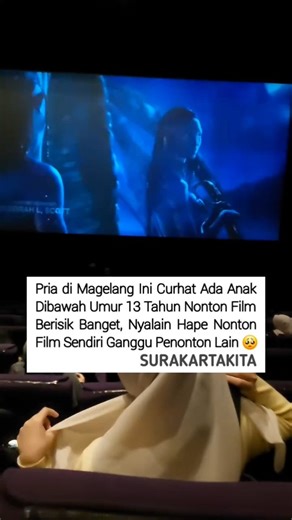 Surakarta - Kota Solo on Instagram: "Jadi anak anak ini sibuk sendiri dengan hapenya, dan suara dari hape ini mengganggu penonton lain, pria ini pertanyakan film yang 13+ kenapa bisa dimasuki anak anak? Lokasi Cineplex Magelang . sc @dionprahasta #kotasolo #surakarta"