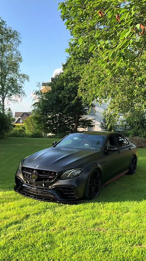Mercedes-AMG C63s Black Edition review — E63s styling & AMG power