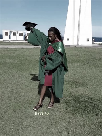 month of March, so why not #dwu43graduation #CapCut