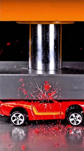 Hydraulic Press Crushing Hot Wheels #usashorts #us #toys #america #hidraulicpress