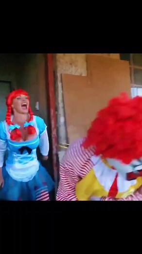 Ronal McDonald vs Wendy Roupload 🤡 | Comedy Clash Part 1