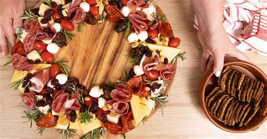 Easy and fun edible Christmas wreaths