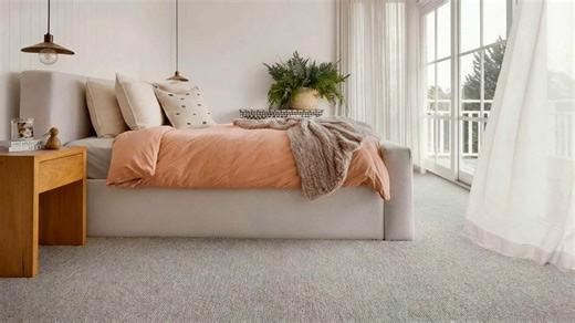 bedroom-wool-carpet-video