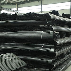 [Hot Item] Dimpled Plastic Drain Sheet Drain Drainage Cell PVC Roof Drain for Road Garden Drainage