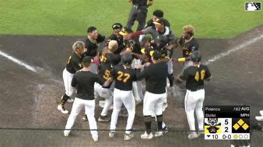 Shalin Polanco hits a walk-off grand slam