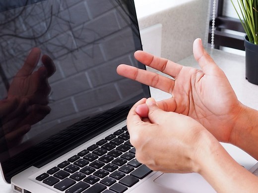 Neuropathie : périphérique, causes, symptômes, comment traiter ?