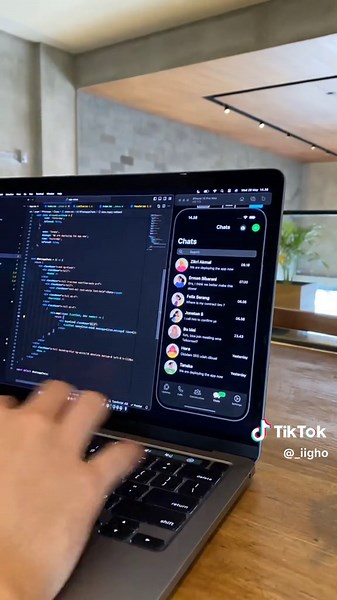 Slicing Whatsapp Chat in iPhone 15 Pro Max Emulator with Typescript, React JS and Tailwind. @Zikri Akmal @ermansibarani @felix_seran #reactjs #slicing #codinglife