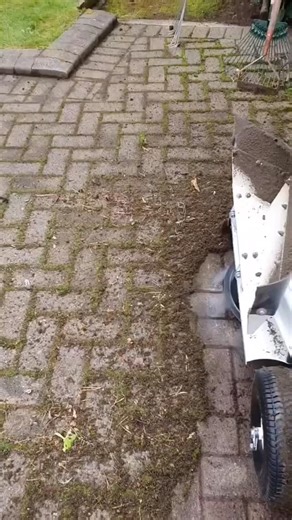 What’s a more effective way of removing weeds? A jet washer? Or this mechanical weeder? 📹 @hardgraftgardenservices #patio #etesia #cleaning #weeding #landscaping | Etesia UK