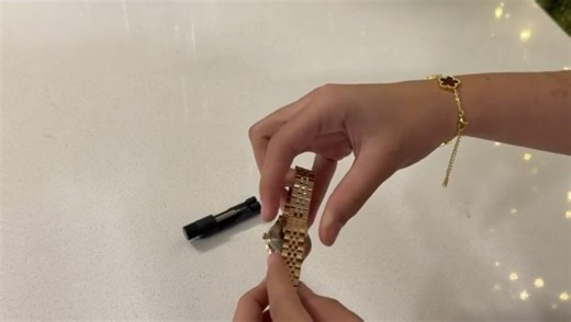 Watch Easy Reader womens watch, stainless steel, stylish & durable on Amazon Live