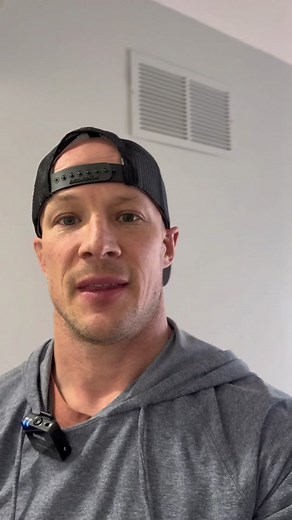 🔥This is the exact heater setup I have in my garage gym. 🌭I use a Modine Hot Dawg heater that is tied into the gas line of my house. There is a thermostat connected so I can set the heat to what I want. I also installed garage door insulation that I got on Amazon. 💯This works pretty well to heat my garage gym, even through the cold, Chicago winters. It heats up pretty quick in like 20-30 minutes, unless it’s super cold. When it’s sub zero out here, it doesn’t exactly make it a sauna, but it’s