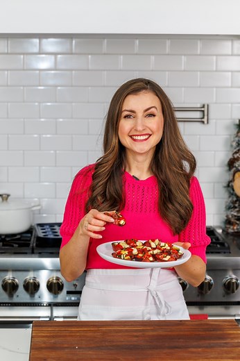 8.2K views · 95 reactions | The Best Manicotti Recipe (Incredible flavor and so easy!) RECIPE: https://natashaskitchen.com/manicotti-recipe/. | NatashasKitchen.com | Facebook