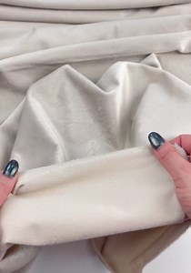 Minerva Crafts Velboa Fur Fleece Fabric Chocolate - per Yard