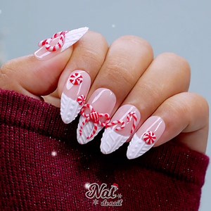 14K views · 148 reactions | ❤️Trendy Candy Cane Christmas Nails Design Tutorial #natdenail #nails #nailarttutorial #christmasnails #candycanenails | Nat de Nail | Facebook