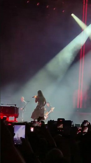 Evanescence - Bring Me To Life - Live Birmingham #evanescence #concert