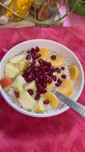 5 minutes breakfast recipes | Muesli | Fruit and Nuts #shorts #shortsfeed #kelloggs #museli #fatloss