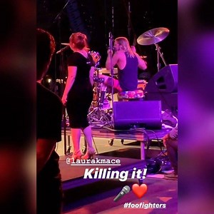 Taylor Hawkins and Laura Mace performing with Foo Fighters last night at last night’s Raise Your Glass Backyard Concert benefit for @teencanceramerica @uclahealth. ~~~~~ Thanks so much to @birzy27 for sharing with everyone! 🙏❤️ ~~~~~ #teencanceramerica #raiseyourglass #raiseyourglass2019 #uclahealth #backyardconcert #teencanceramerica2019 #backyardconcert2019 #foofighters #taylorhawkins #lauramace #losangeles #teencancercharityconcert | Foo Fighters Team