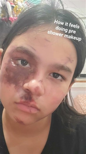 I found more blue face paint✨️