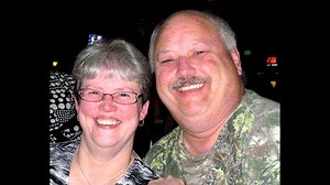 772K views · 13K reactions | The rolling death tally that we're all watching, day by day, shows up as a number. And the number keeps changing. And behind each number are loved ones and family members... and the heartbreak of loss. One family that lost their father and husband to the virus, was kind enough to speak to me today. | Eric Johnson KOMO | Facebook