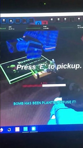 1 IN A MILLION MOMENT IN ROBLOX DEFUSAL FPS!