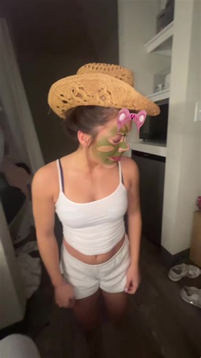 queenamara (@therealqueenamara)’s videos with original sound - rifle