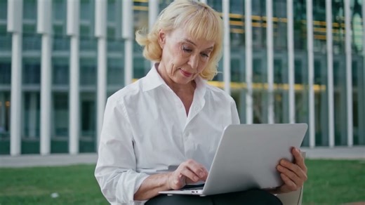 How to Ask AI to Generate Keywords for a Topic