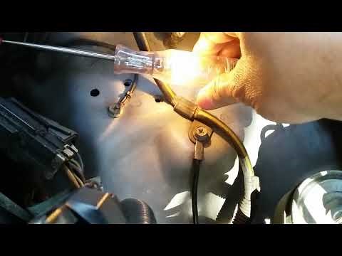 (Nissan D21) Troubleshooting Horn Circuit