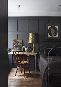 Nail the Matte Black Decor Trend with These Expert Design Tips