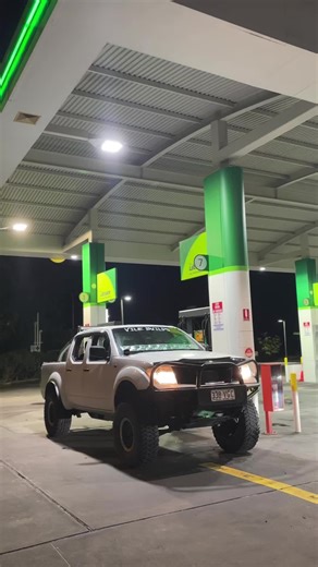 Améliorez le son de votre Navara avec un tuyau droit 3 pouces