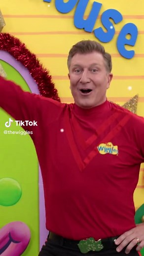 The Wiggles Go Santa Go Christmas Medley | Live Hot Potatoes
