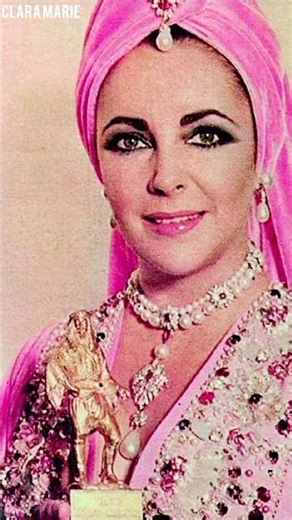 Elizabeth Taylor’s Bold Pink Gown and Diamonds That Defined 1970s Glamour