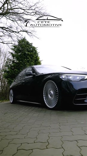 Mit dem active Suspension Control sieht deine S-Klasse noch mächtiger aus #SKlasse #SClass #s