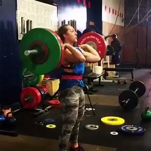 Here we’ve got our very own, Rousey lifting 204 lbs., training for an Olympic weightlifting meet in January! Both Sleyre and Rousey train about 3-4 times a week, staying strong, having goals and improving themselves so they are ready full force after the off season!! Get to know these skaters-- they were great additions to PRD in the 2016 season...get ready to see what they'll do in 2017! #weightlifting #rollerderby #offseason #prdskates #strong #phillyfitness #phillycrosstraining #WEAREPHILLY |