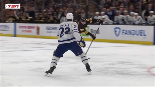 TOR@BOS: Stolarz with a great save against Marat Khusnutdinov