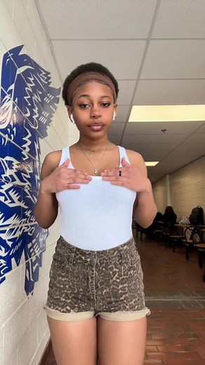 #fyp #elmo🥀 #videoviral🖤🦋 #trending @Emily🖤🤙🏽